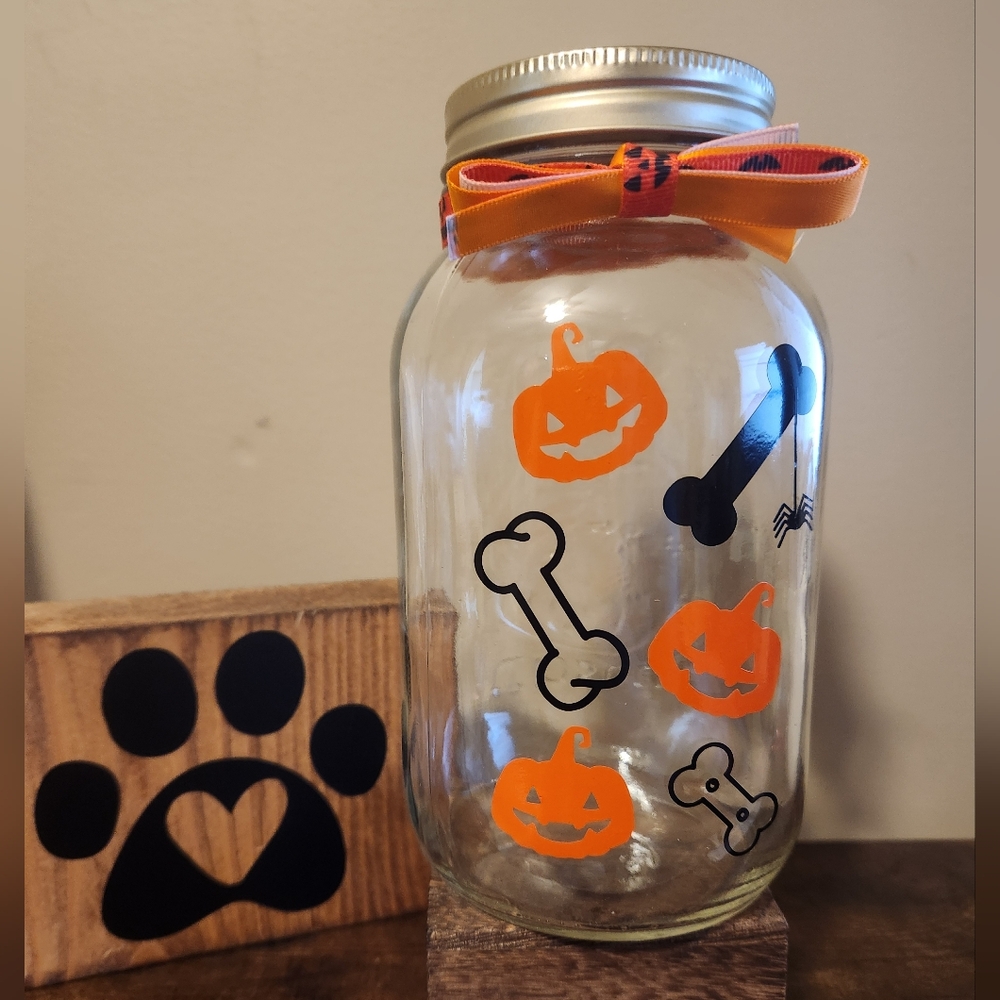 HALLOWEEN DOG TREAT MASON JAR, NEW